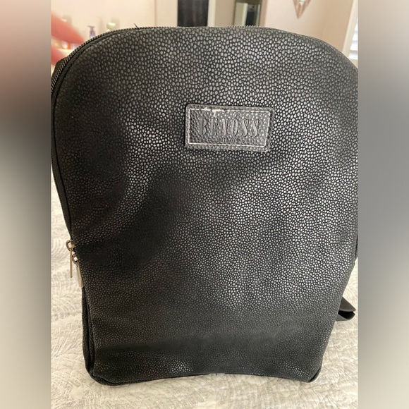 🆕 Benoss Milan Limited Edition PVC Leather Black Backpack. Brand New In Plastic - Picture 3 of 16